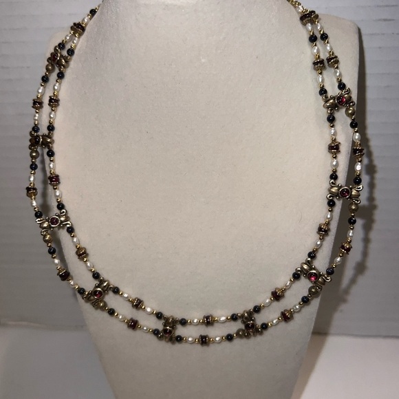 Beaded Layered Necklace Gold Tone Red Accent Pearlcore Aesthetic Jewelry - Picture 4 of 4